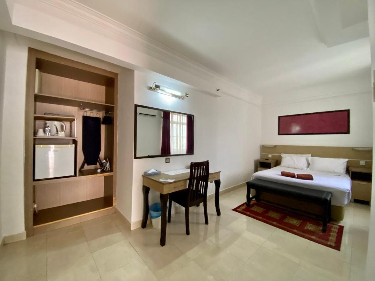 Sumai Hotel Apartment Kuala Terengganu Bagian luar foto