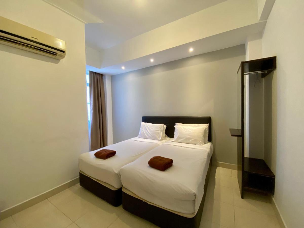 Sumai Hotel Apartment Kuala Terengganu Bagian luar foto