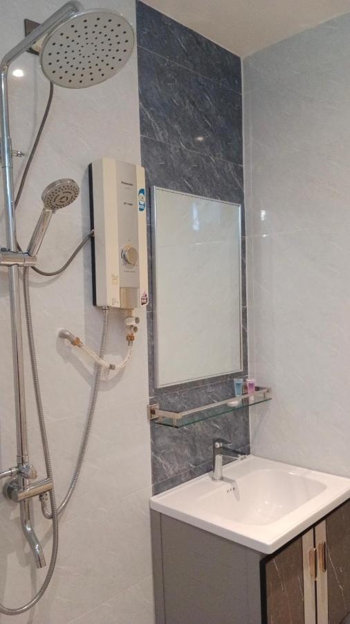 Sumai Hotel Apartment Kuala Terengganu Bagian luar foto