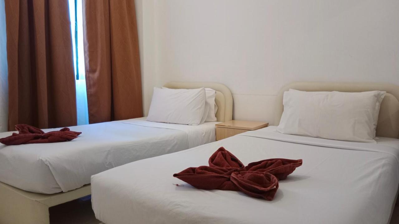 Sumai Hotel Apartment Kuala Terengganu Bagian luar foto