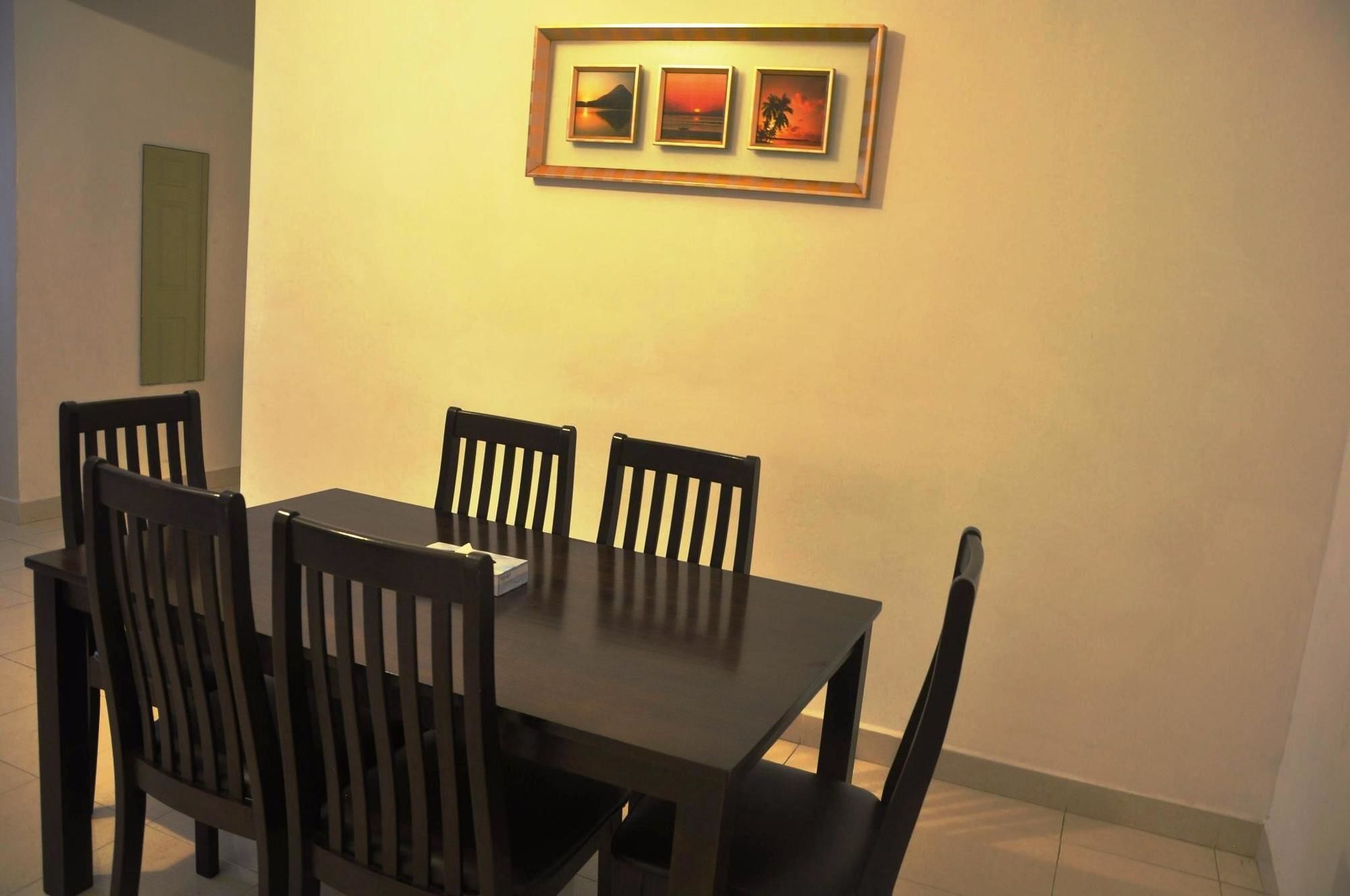 Sumai Hotel Apartment Kuala Terengganu Bagian luar foto