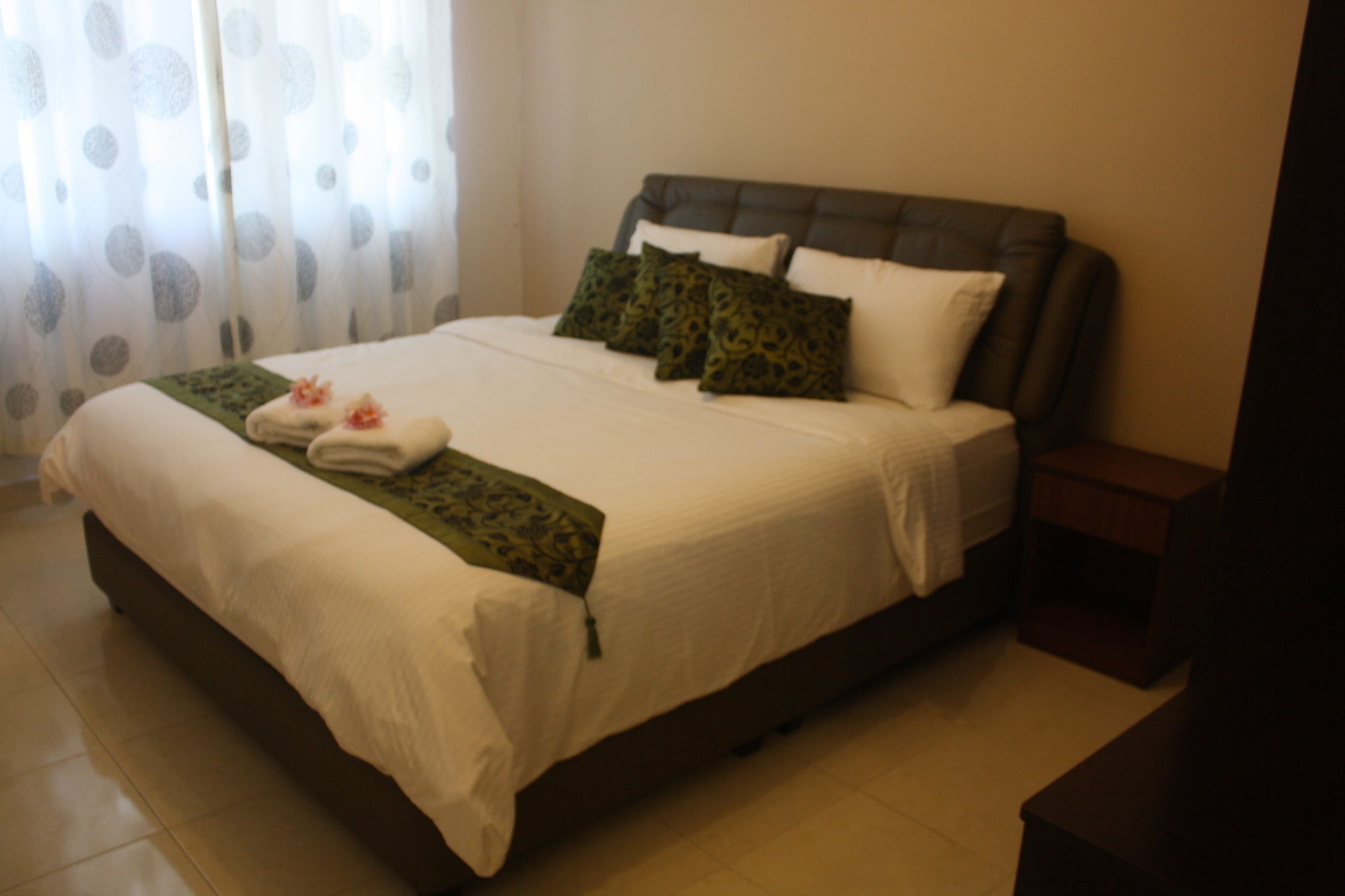 Sumai Hotel Apartment Kuala Terengganu Bagian luar foto