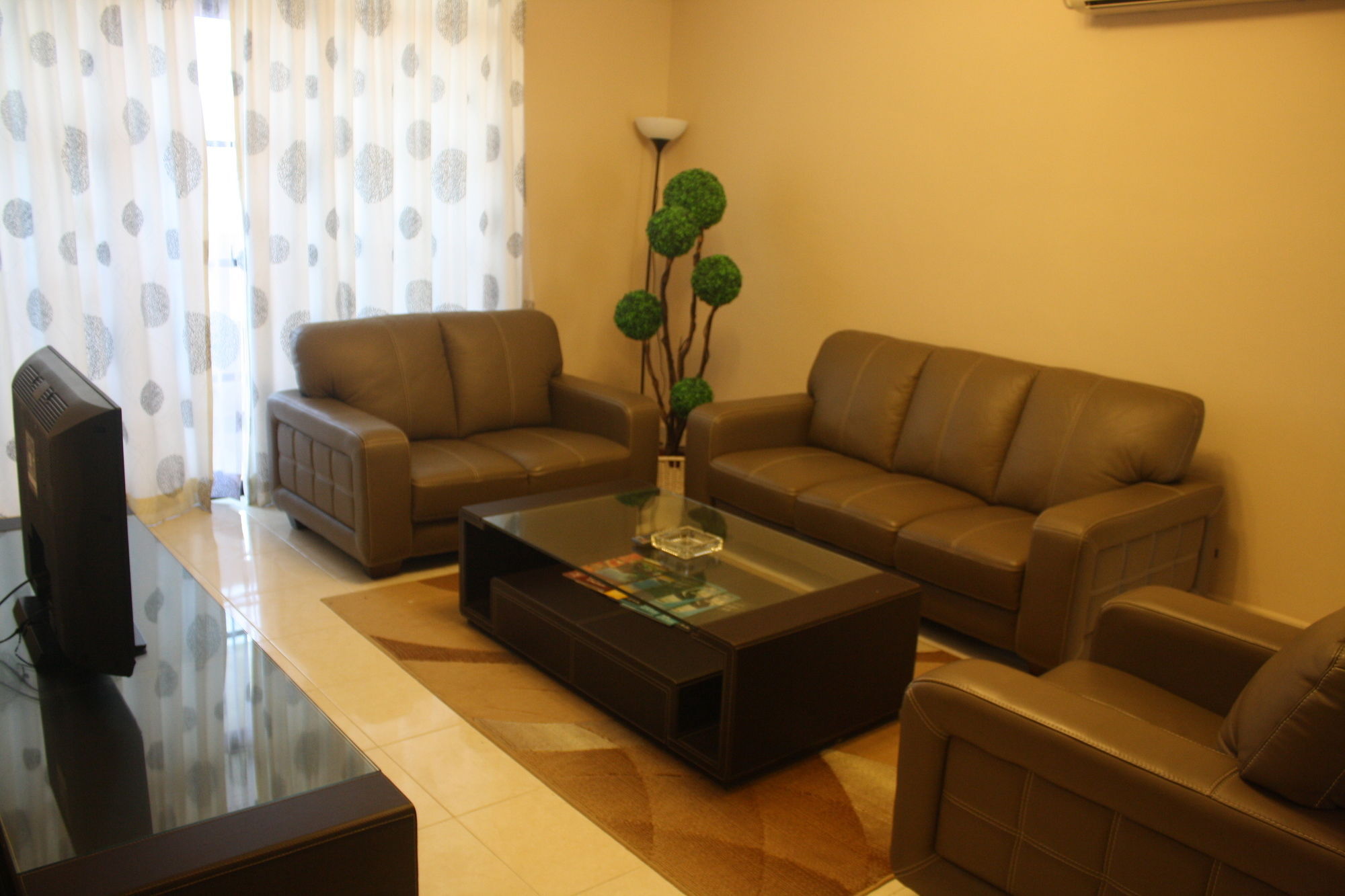 Sumai Hotel Apartment Kuala Terengganu Bagian luar foto