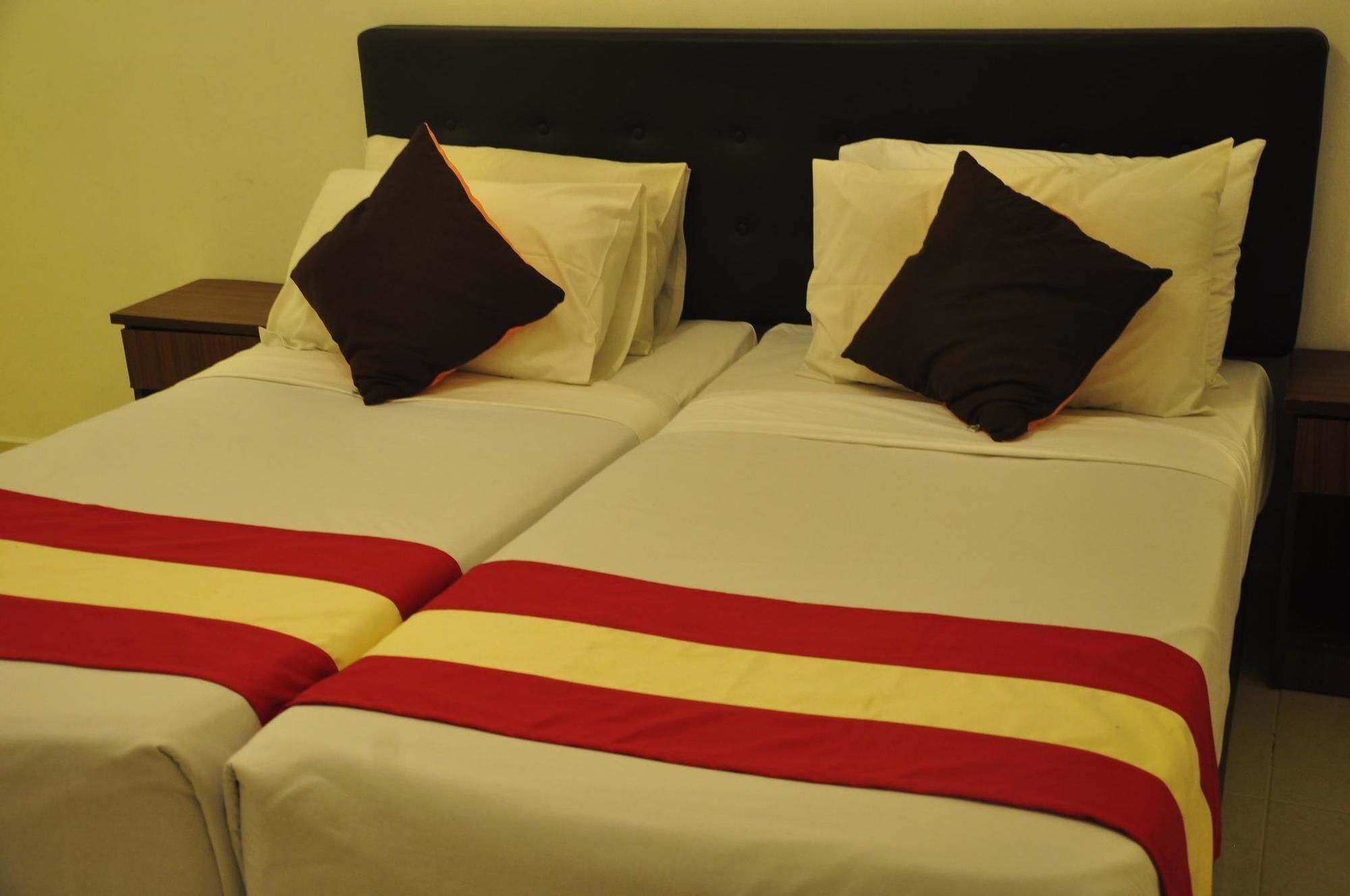 Sumai Hotel Apartment Kuala Terengganu Bagian luar foto